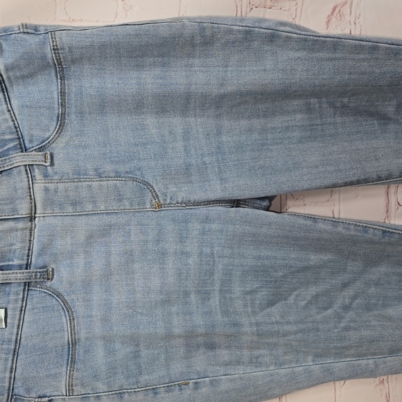 Judy Blue Non Distressed Skinny Fit Light Wash Womens Size 9/29 - Picture 2 of 16